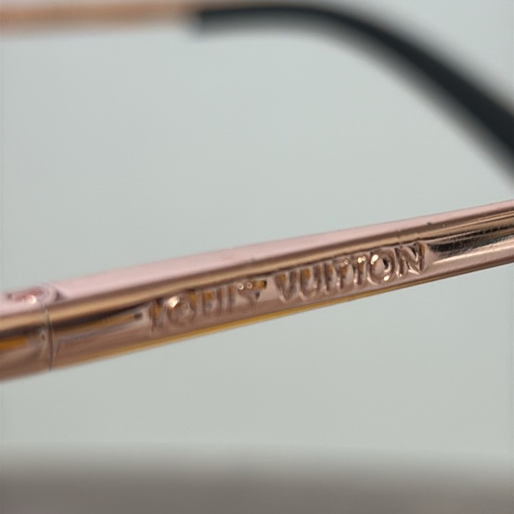 Louis Vuitton Pink THE PARTY 2018 Square Aviator Sunglasses - Picture 11 of 14